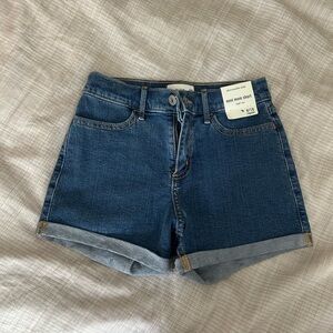 NWT Abercrombie kids mini mom Jean short 9/10